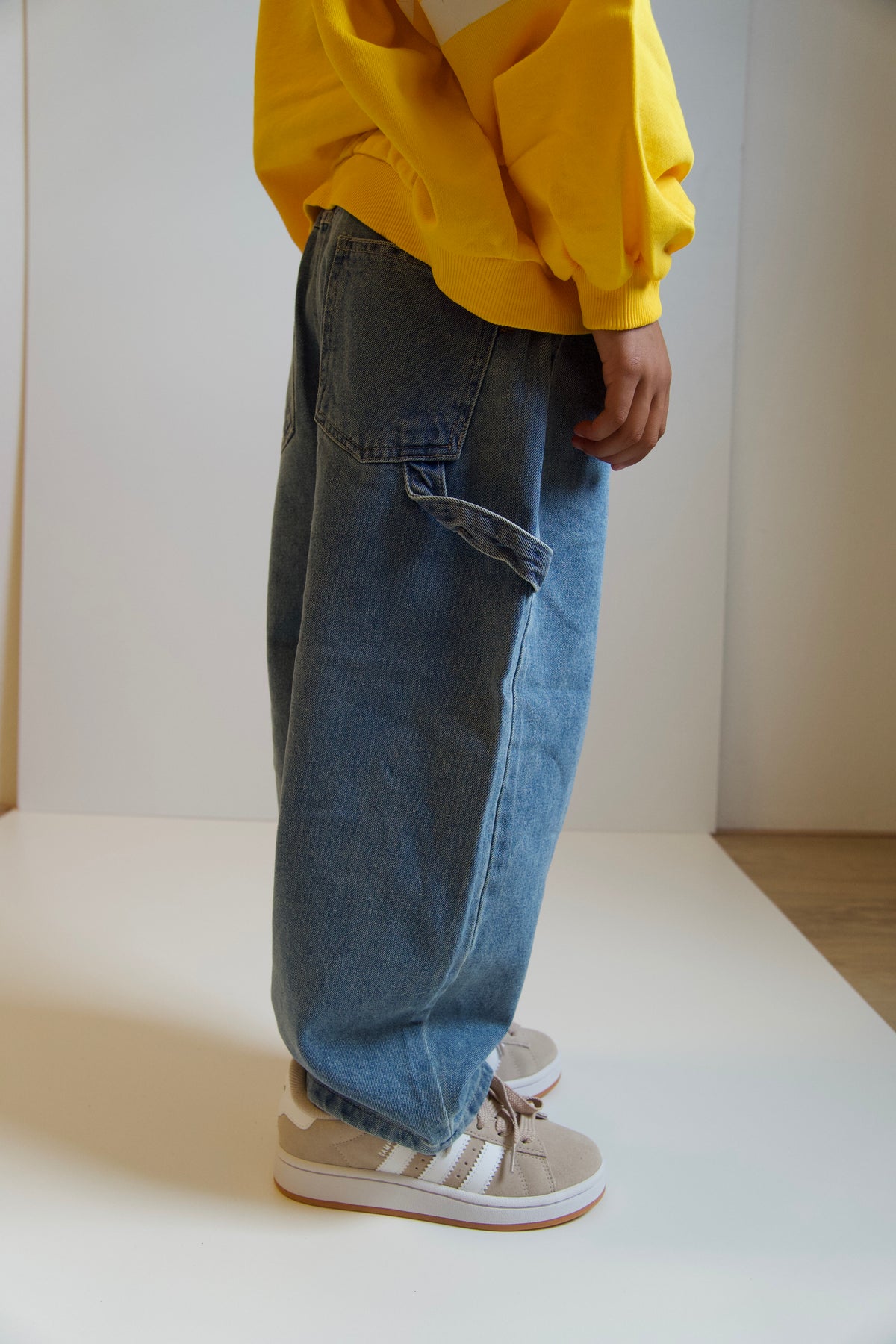 Curved Denim Jeans